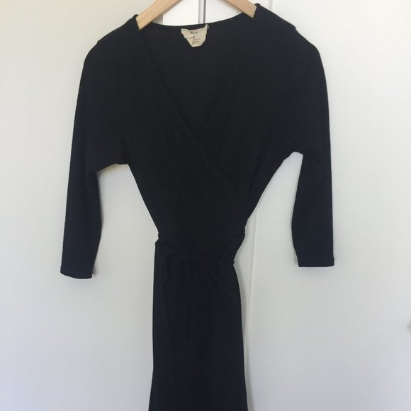 Black wrap mini dress - Picture 1 of 4